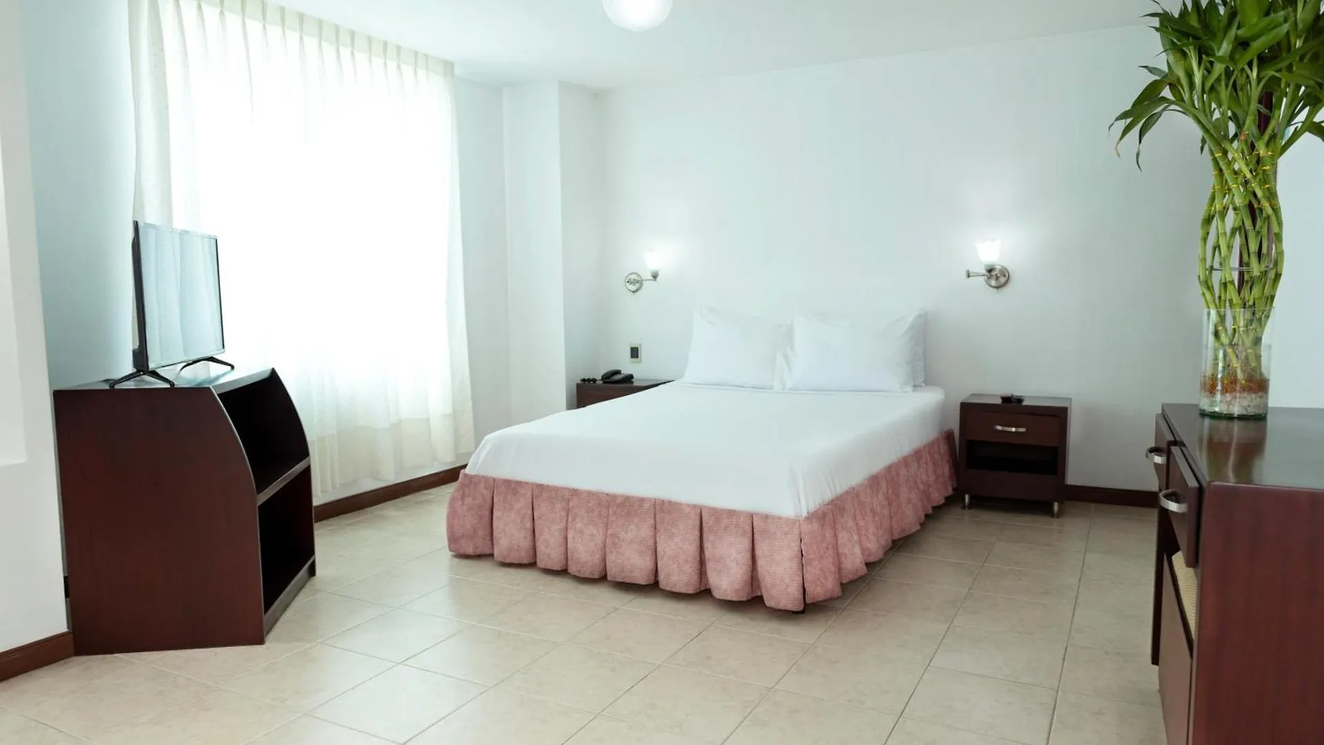 Hotel Plaza Las Americas Cali